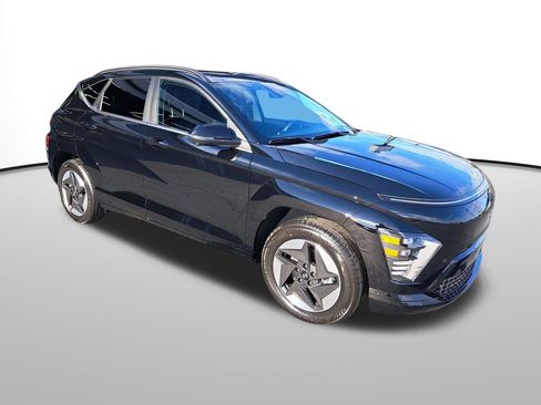 New 2025 Hyundai Kona Limited image 3