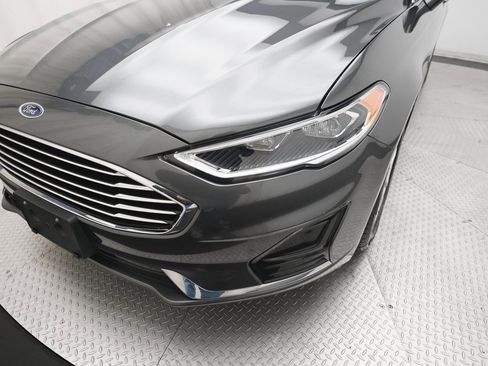 Used 2020 Ford Fusion SEL image 24