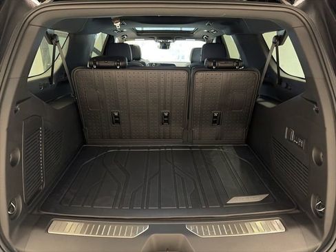 New 2026 Chevrolet Suburban High Country w/ Sun And Tow Package image 15