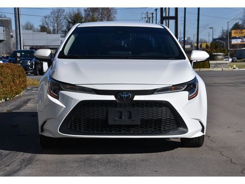 Used 2020 Toyota Corolla LE image 8