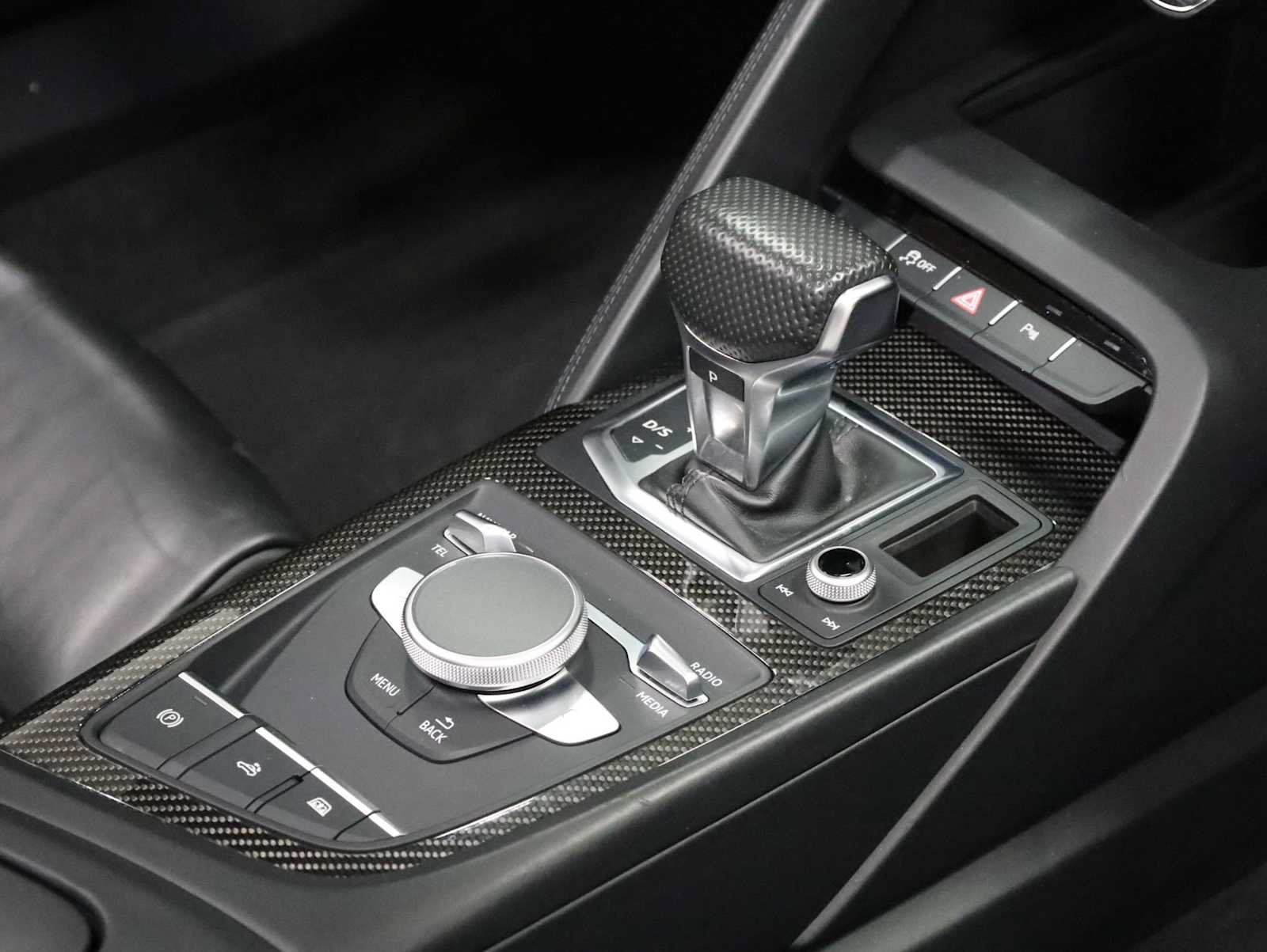 Used 2017 Audi R8 V10 w/ Carbon Exterior Package AWD/4WD image 19