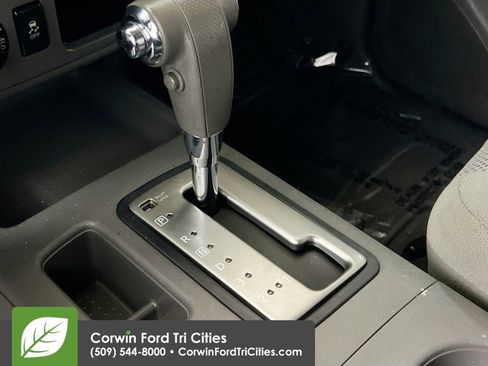 Used 2019 Nissan Frontier SV AWD/4WD image 10