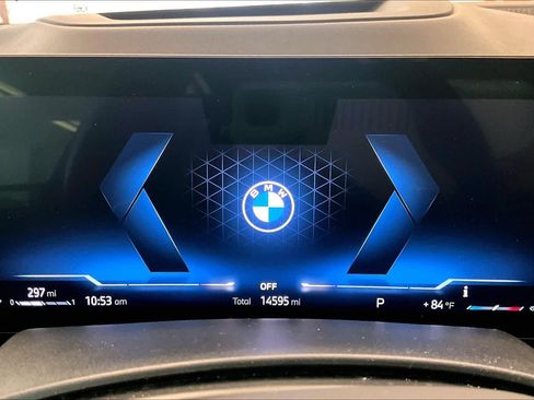 Used 2024 BMW X5 xDrive40i w/ M Sport Package AWD/4WD image 25