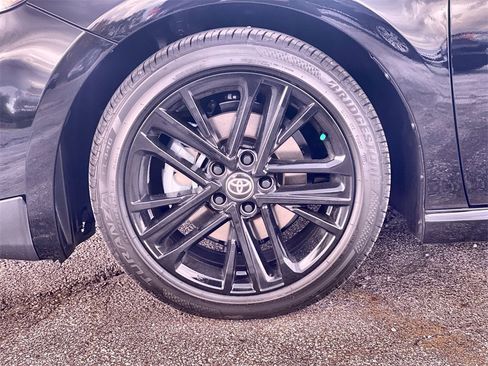 Used 2026 Toyota Camry SE image 18