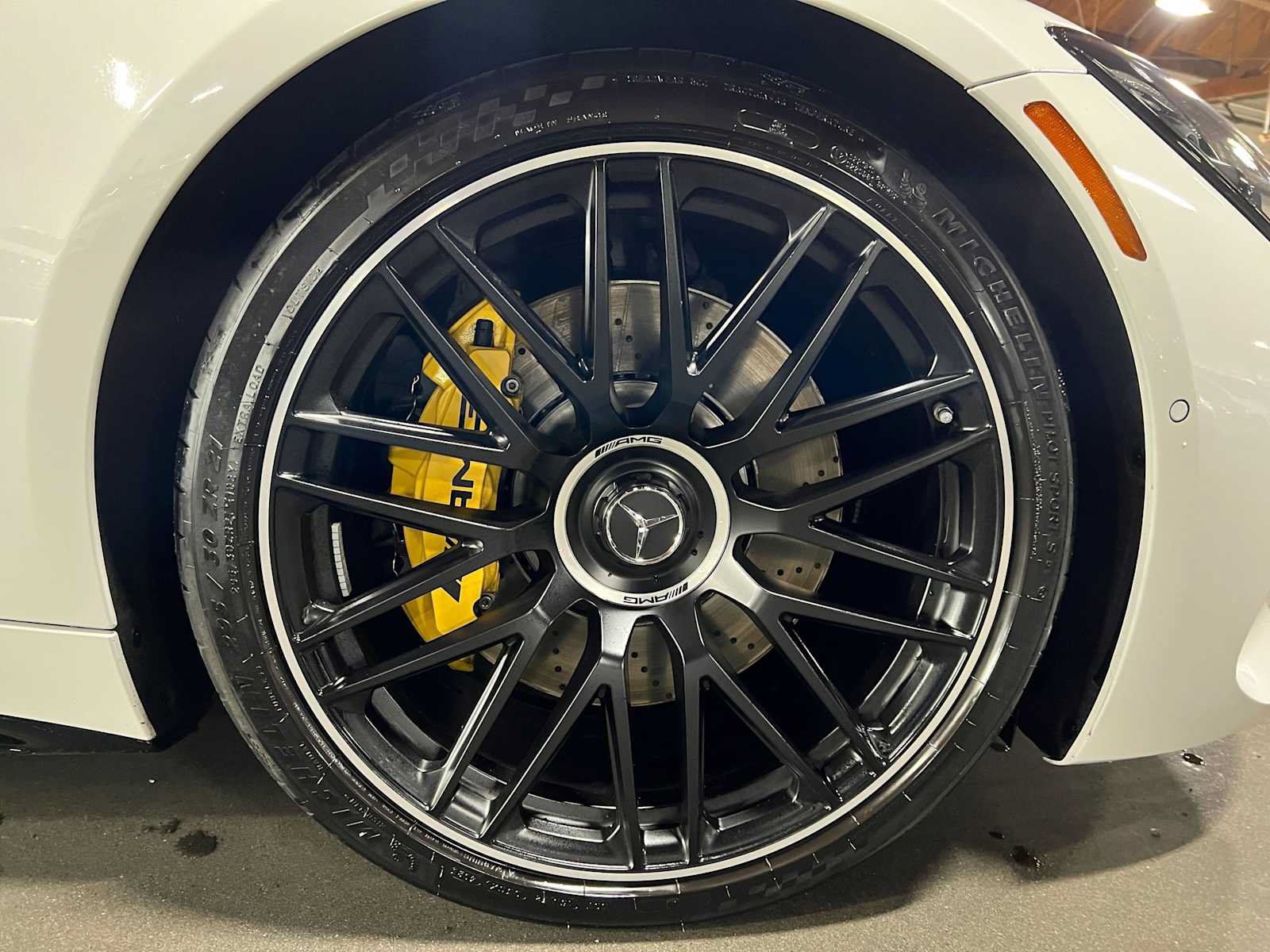 Used 2024 Mercedes-Benz AMG GT 63 image 9