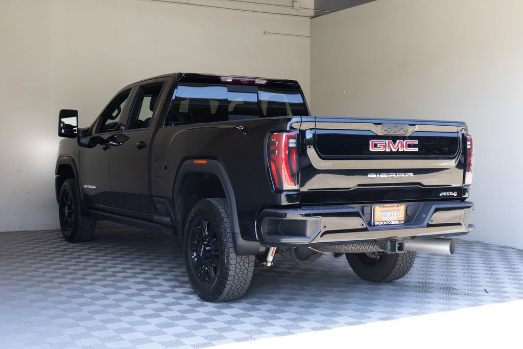 Used 2024 GMC Sierra 2500 AT4 w/ AT4 Premium Plus Package AWD/4WD image 17