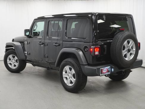 Used 2021 Jeep Wrangler Unlimited Sport w/ Sun And Sound Package AWD/4WD image 14