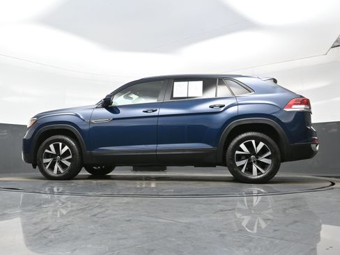 Used 2020 Volkswagen Atlas Cross Sport SE image 28