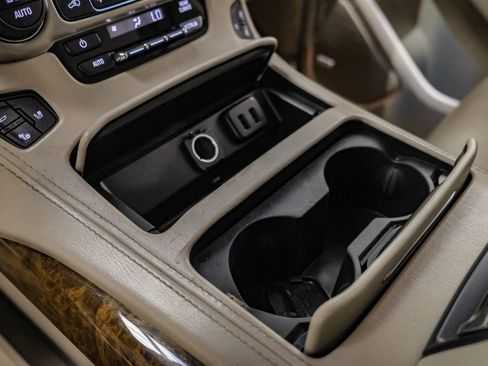 Used 2017 GMC Yukon Denali w/ Open Road Package image 24