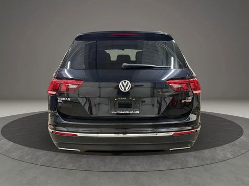 Used 2018 Volkswagen Tiguan SEL image 4