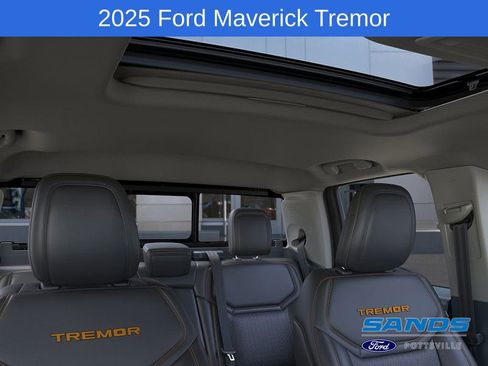 New 2025 Ford Maverick Tremor image 12