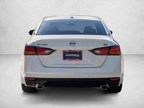 New 2025 Nissan Altima 2.5 SR w/ SR Premium Package FWD image 7