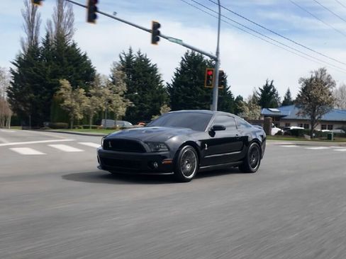 Used 2012 Ford Mustang Shelby GT500 w/ SVT Performance Pkg image 2