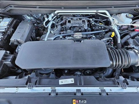 New 2026 GMC Canyon AT4X image 15