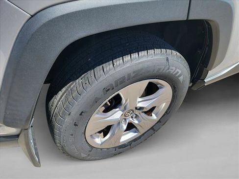 Used 2023 Toyota RAV4 XLE w/ Convenience Package image 10