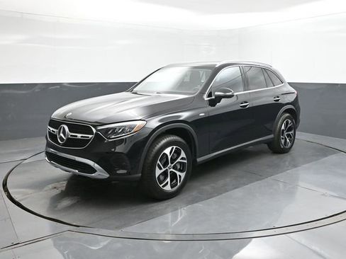 Certified 2025 Mercedes-Benz GLC 350e 4MATIC image 1