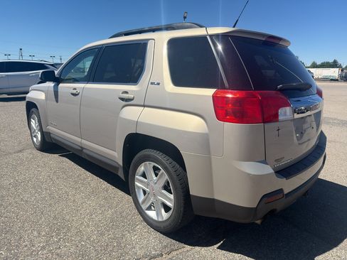 Used 2011 GMC Terrain SLE AWD/4WD image 2