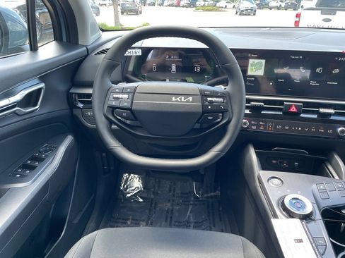 New 2026 Kia Sportage S AWD/4WD image 12