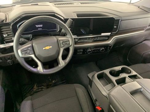 Used 2025 Chevrolet Silverado 2500 LT w/ Convenience Package image 22