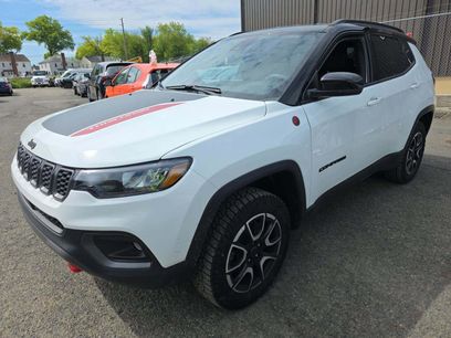Used 2025 Jeep Compass Trailhawk