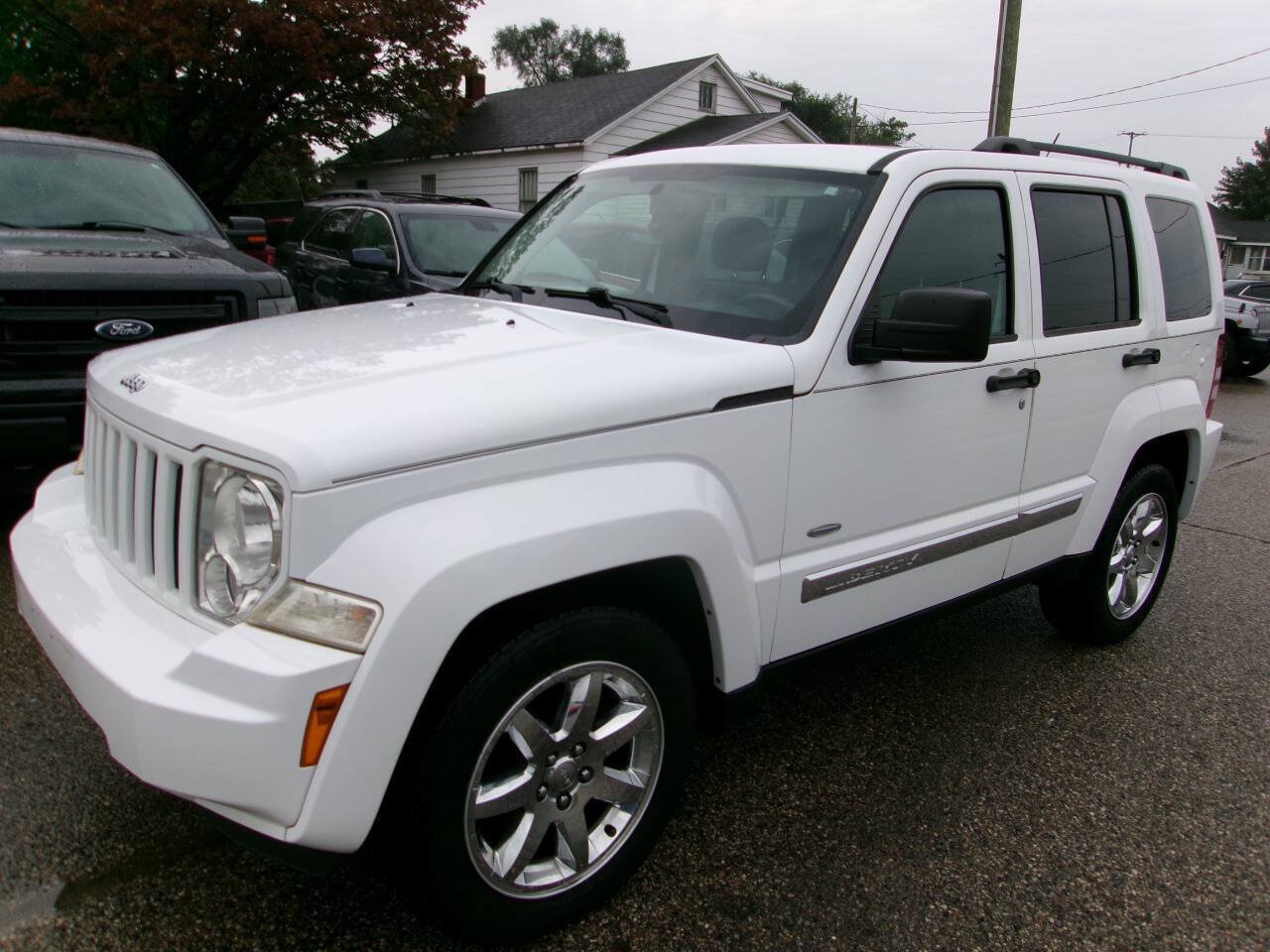 Used 2012 Jeep Liberty Sport AWD/4WD image 1