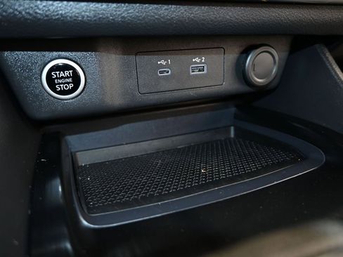 Used 2023 Nissan Rogue SV image 22