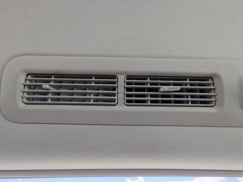 Used 2020 Nissan Armada SL image 18