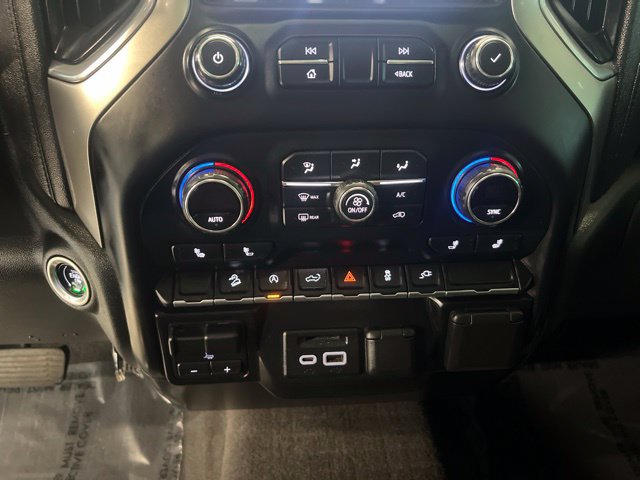 Used 2019 Chevrolet Silverado 1500 LTZ AWD/4WD image 27