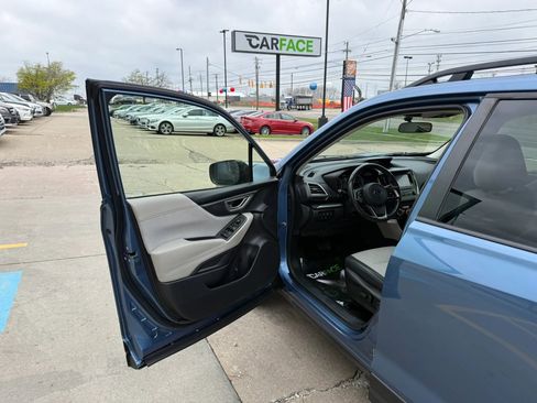 Used 2022 Subaru Forester Premium image 19