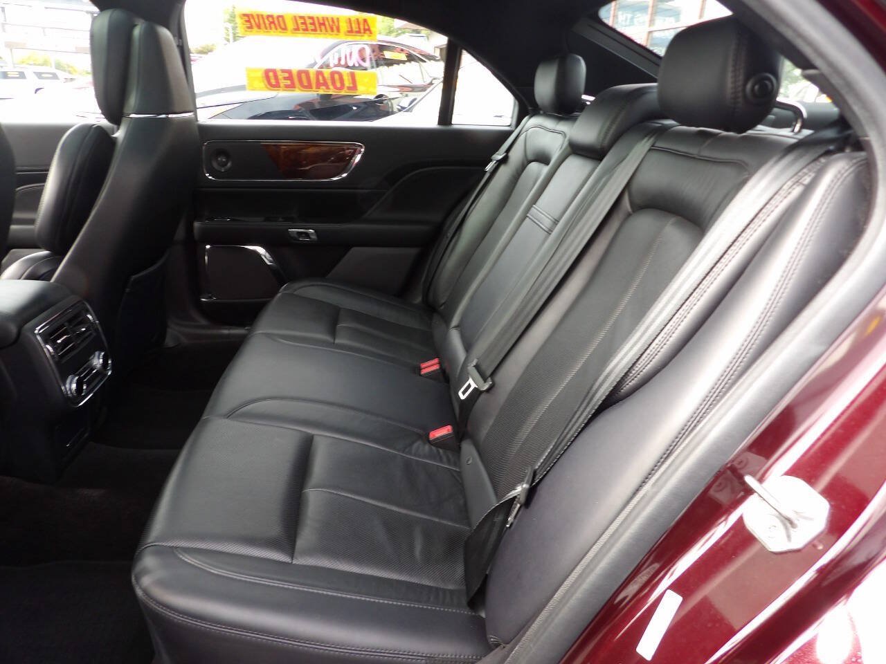 Used 2018 Lincoln Continental Reserve AWD/4WD image 12