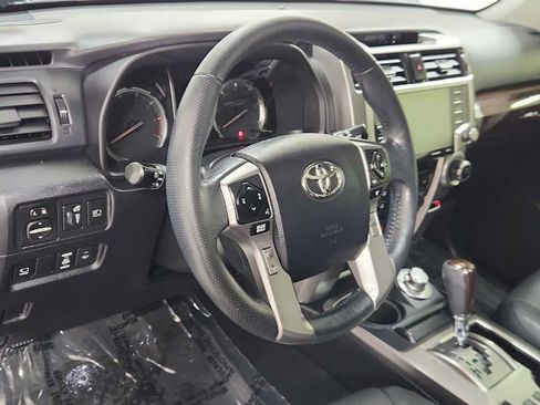 Certified 2022 Toyota 4Runner Limited AWD/4WD image 12