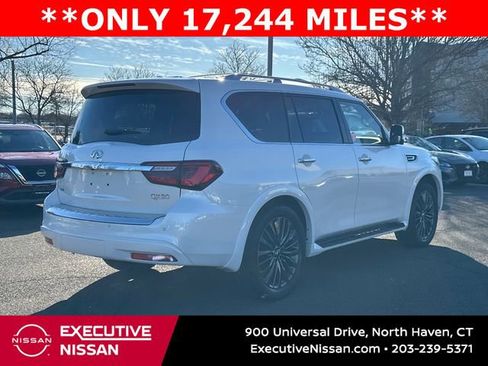 Used 2024 INFINITI QX80 Sensory w/ Cargo Package image 2