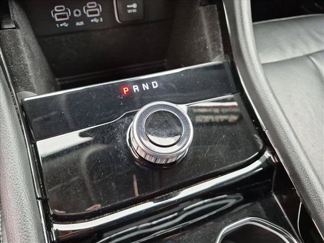 Used 2021 Jeep Grand Cherokee L Limited RWD image 12