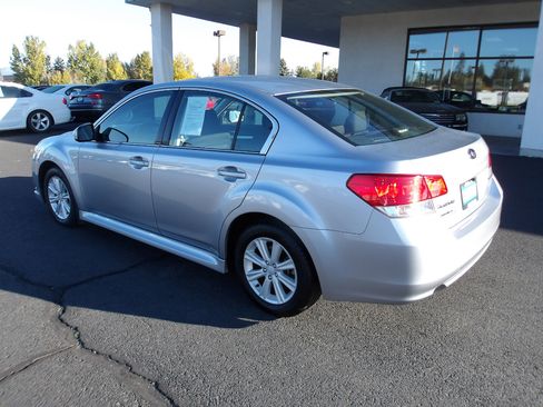 Used 2012 Subaru Legacy 2.5i Premium w/ All-Weather Pkg image 3