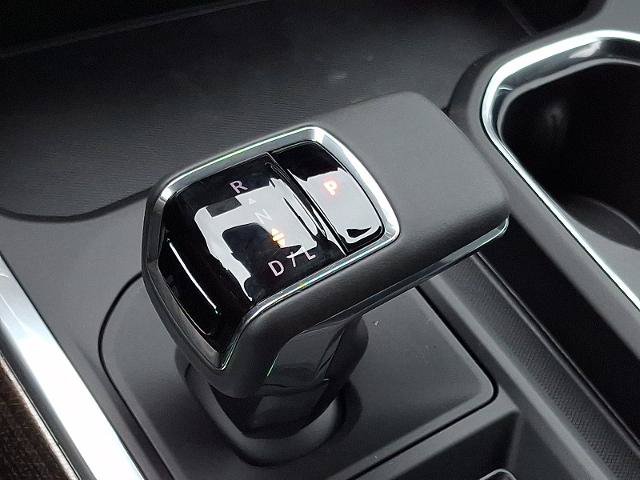 New 2026 Chevrolet Silverado 1500 RST w/ Convenience Package II AWD/4WD image 8