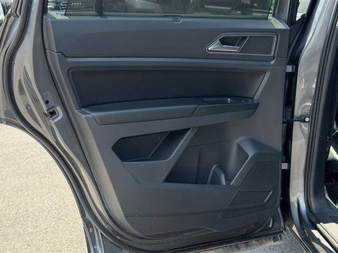Used 2018 Volkswagen Atlas SEL AWD/4WD image 44