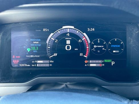 Used 2022 Toyota Tundra Platinum image 42