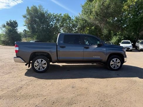 Used 2021 Toyota Tundra SR5 w/ SR5 Upgrade Package AWD/4WD image 6