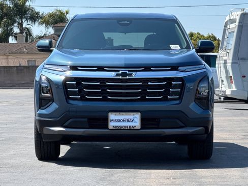 New 2025 Chevrolet Equinox LT image 9