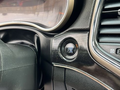 Used 2014 Jeep Grand Cherokee Limited image 22