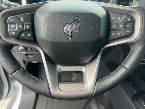 New 2026 Ford Bronco Outer Banks AWD/4WD image 9