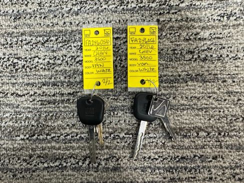 Used 2016 Chevrolet Express 3500 image 52