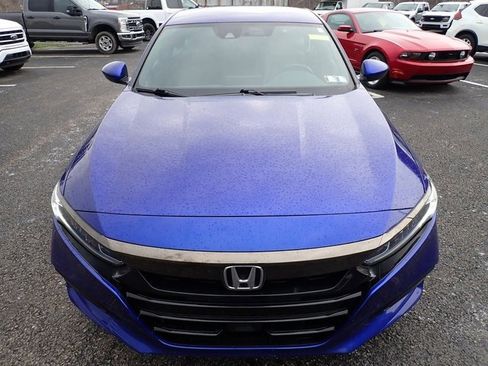 Used 2018 Honda Accord Sport image 8