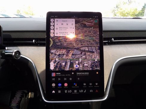 New 2025 Volvo EX90 Ultra image 25