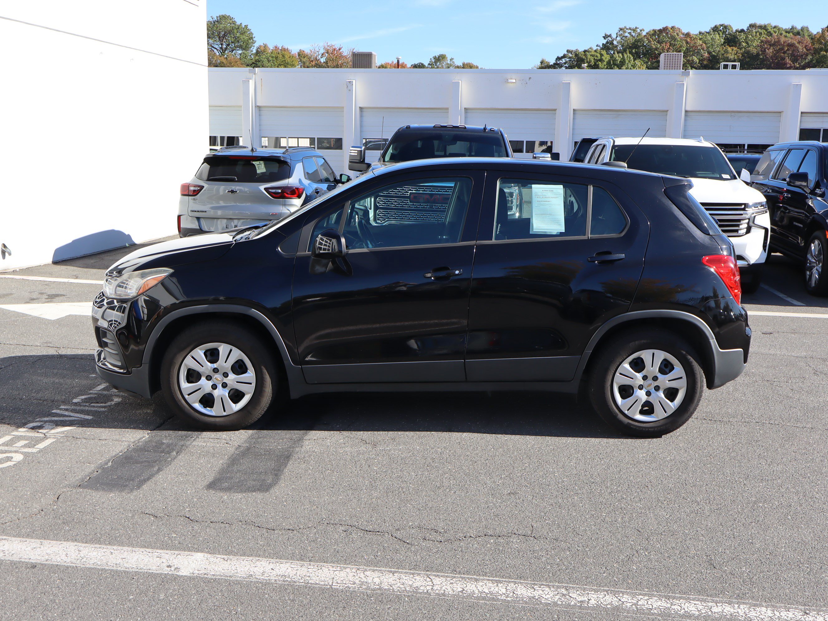 Used 2018 Chevrolet Trax LS FWD image 7