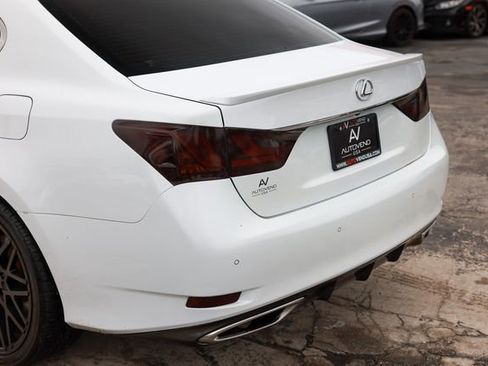 Used 2014 Lexus GS 350 w/ F Sport Package RWD image 28