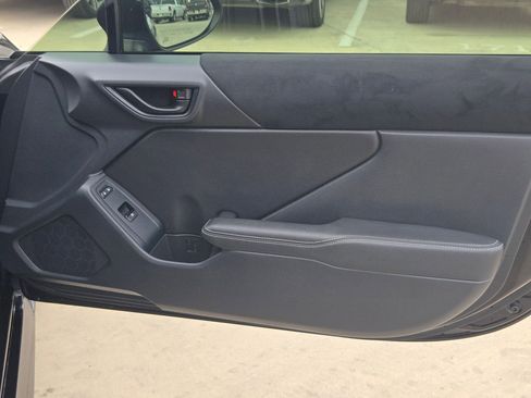 Used 2024 Toyota GR86 Premium image 29