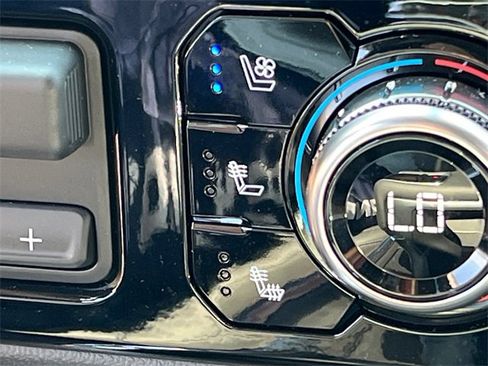 Certified 2025 GMC Sierra 1500 SLT w/ SLT Premium Package image 30