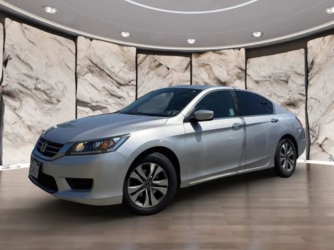 Used 2014 Honda Accord LX image 2