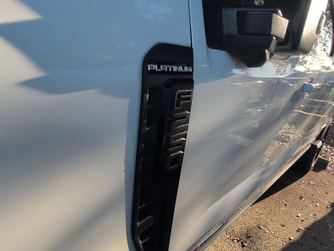 New 2026 Ford F250 Platinum AWD/4WD image 6